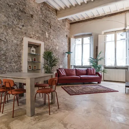 Story House Pisa