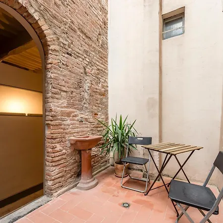 Story House Apartment Pisa